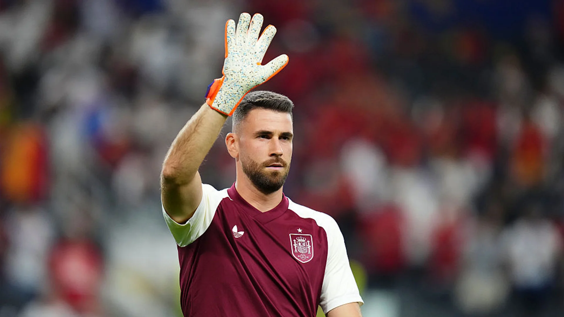 Unai Simón Emerges as Golden Glove Favorite After Impressive World Cup Performance